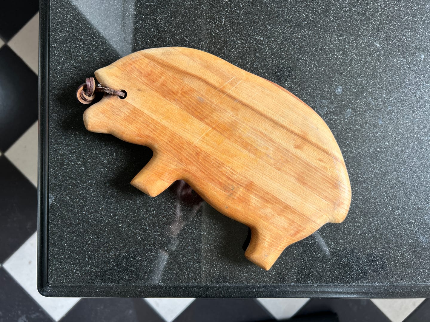 Pig Shaped Butcher Block Cutting Board