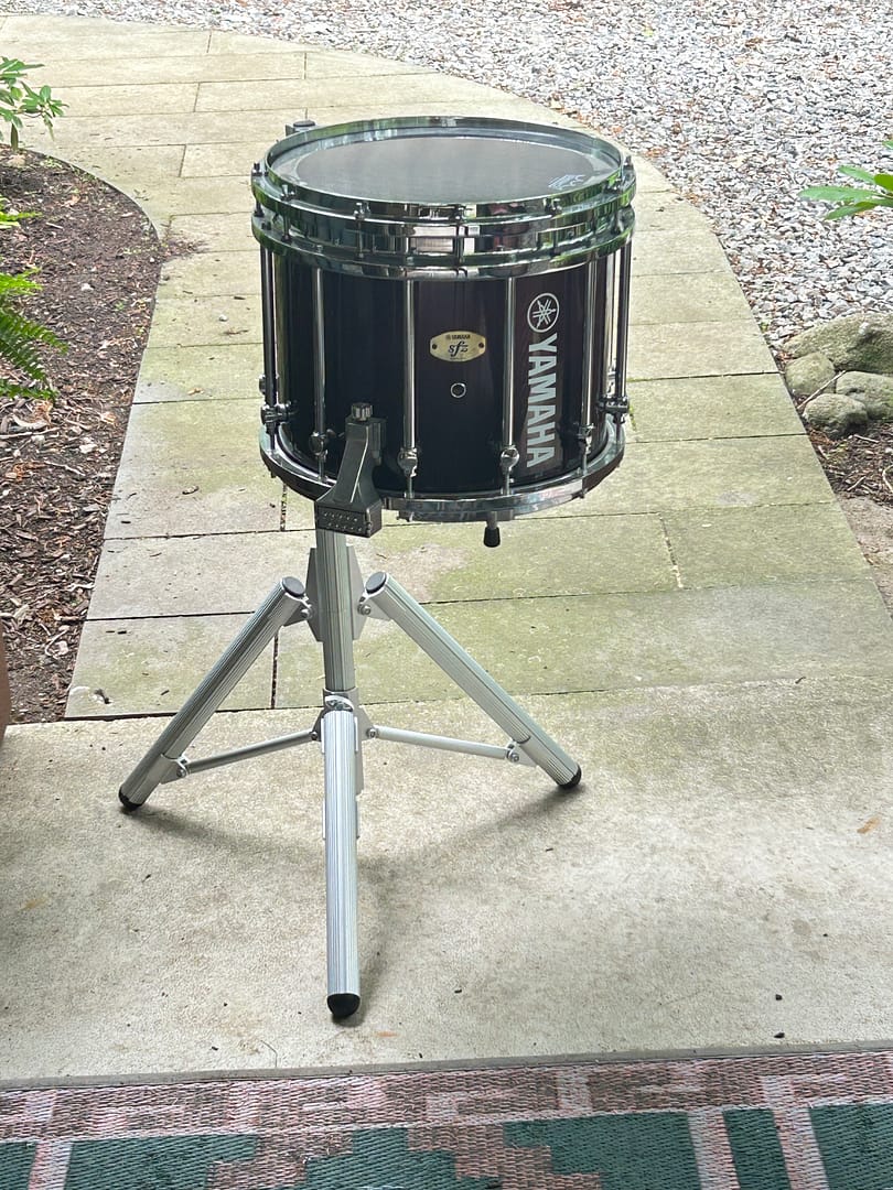 Yamaha SFZ Series Marching Snare Drum with Stand
