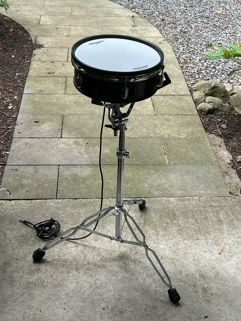 The Roland PDA120LS-BK V-Drums Acoustic Design Snare